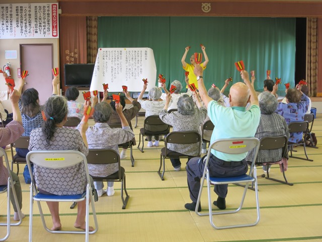 鳴子の体操（羽咋市老人福祉センター）