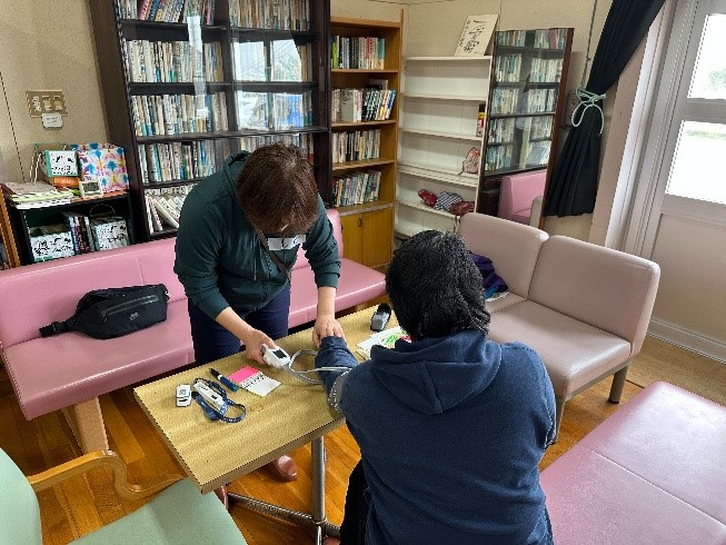 輪島市剱地公民館で健康サロン運営支援を行いました
